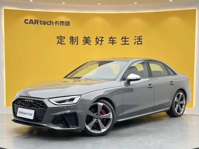 2024 Audi S4 с пробегом 14 000 км