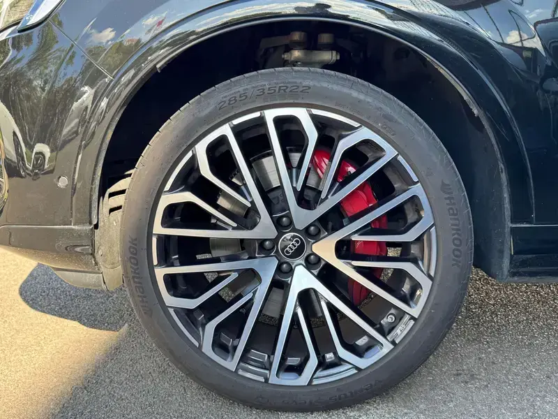 2024 Audi SQ7 с пробегом 6 700 км