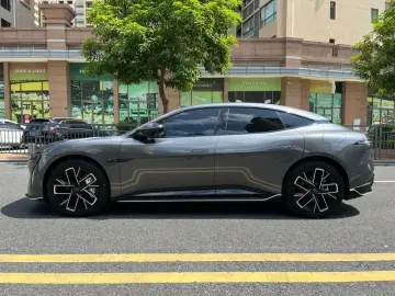 2025 Avatr 06 с пробегом 14 000 км