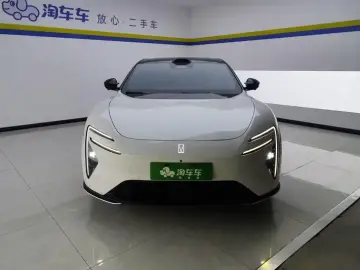 2025 Avatr 06 с пробегом 10 000 км