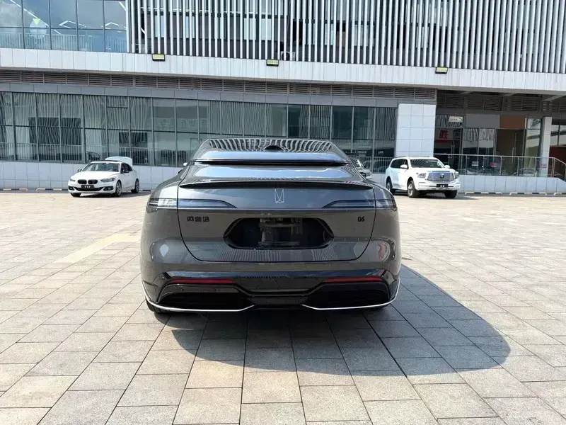 2025 Avatr 06 с пробегом 22 000 км