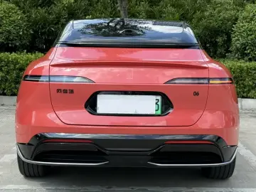2025 Avatr 06 с пробегом 11 000 км