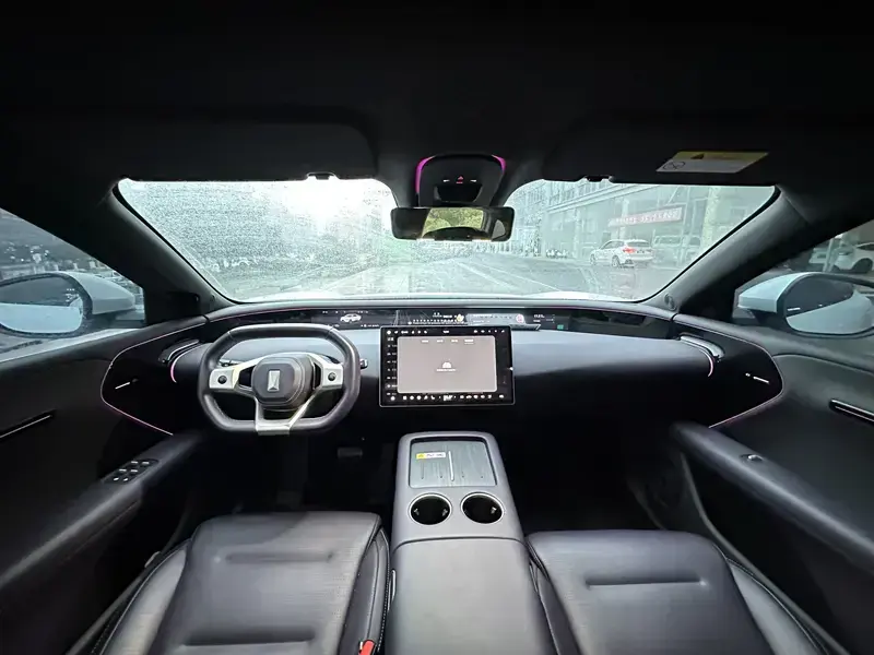 2024 Avatr 07 с пробегом 6 700 км