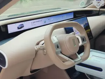 2024 Avatr 07 с пробегом 22 000 км