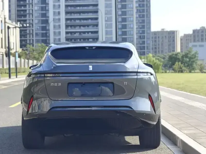 2023 Avatr 11 с пробегом 100 000 км