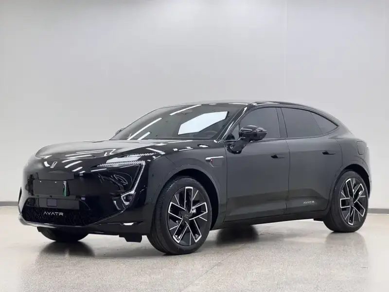 2025 Avatr 11 с пробегом 7 600 км