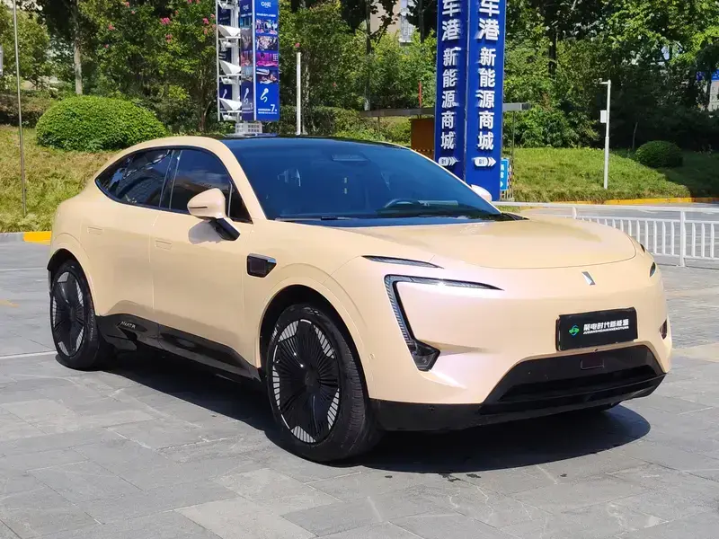 2023 Avatr 11 с пробегом 26 000 км