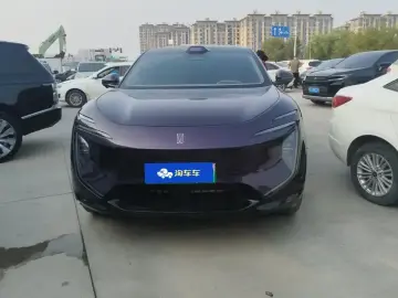 2026 Avatr 07 с пробегом 9 000 км