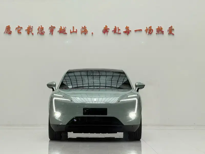 2023 Avatr 11 с пробегом 101 000 км