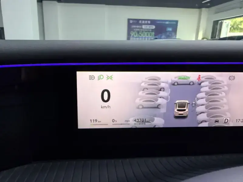 2024 Avatr 07 с пробегом 43 000 км