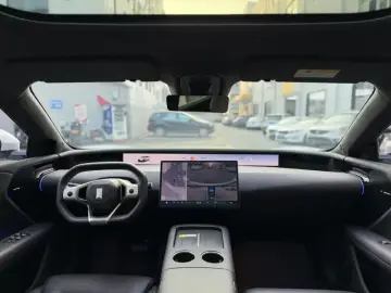 2024 Avatr 07 с пробегом 43 000 км