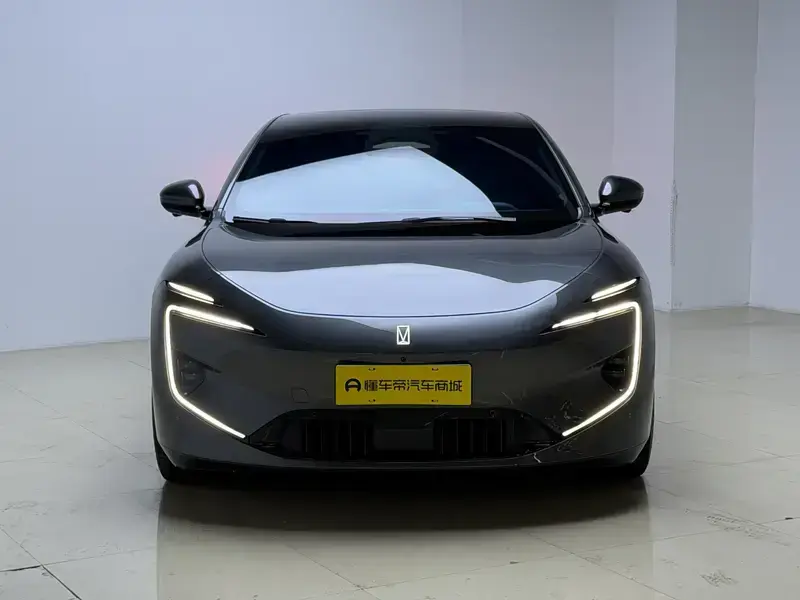 2023 Avatr 12 с пробегом 47 200 км