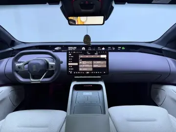 2023 Avatr 12 с пробегом 47 200 км