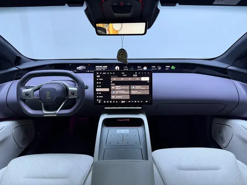 2023 Avatr 12 с пробегом 47 200 км