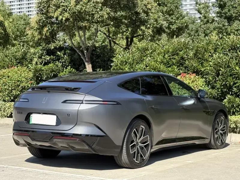 2024 Avatr 12 с пробегом 38 000 км