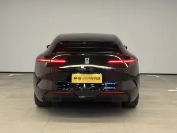 2023 Avatr 12 с пробегом 92 600 км