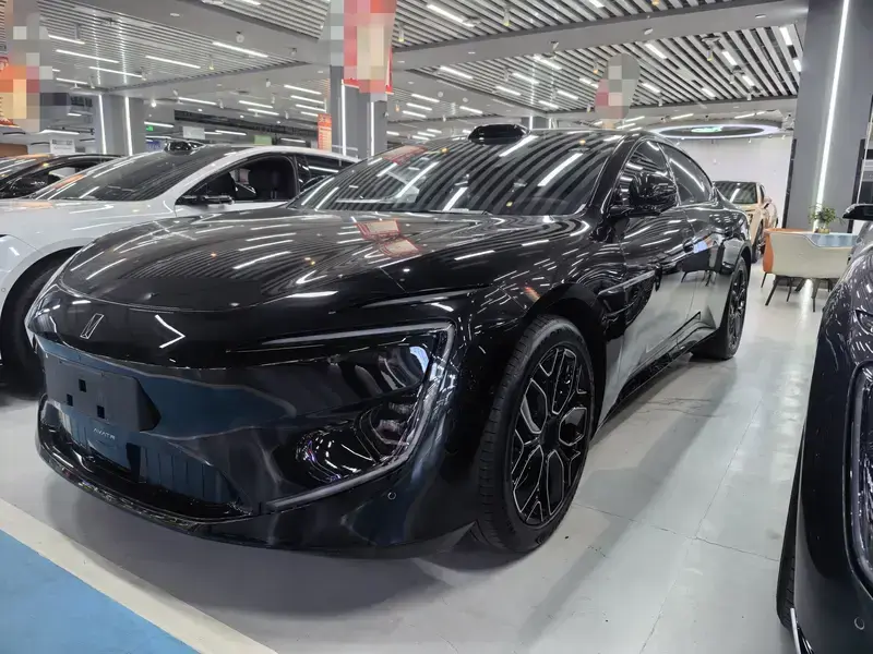 2026 Avatr 12 с пробегом 6 500 км