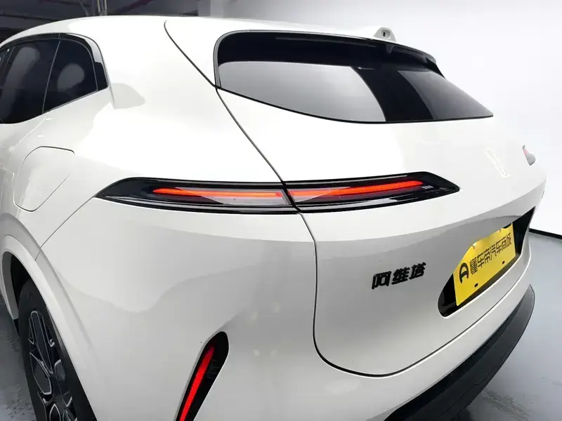 2026 Avatr 07 с пробегом 14 400 км