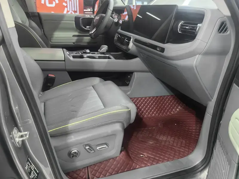 2024 BAIC BJ40 с пробегом 69 000 км