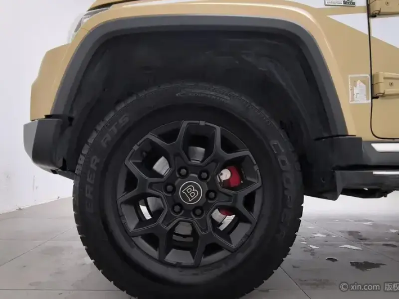 2019 BAIC BJ40 с пробегом 38 800 км