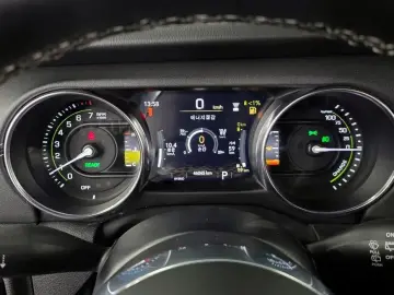 2022 Jeep Wrangler с пробегом 46 045 км