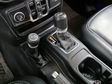 2022 Jeep Wrangler с пробегом 46 045 км