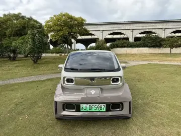 2023 Baojun Kiwi EV с пробегом 33 000 км