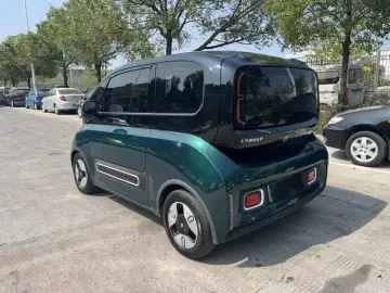 2022 Baojun Kiwi EV с пробегом 36 000 км