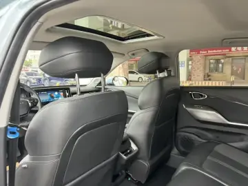 2020 Baojun RC-5 с пробегом 57 000 км