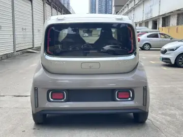 2023 Baojun Kiwi EV с пробегом 45 000 км