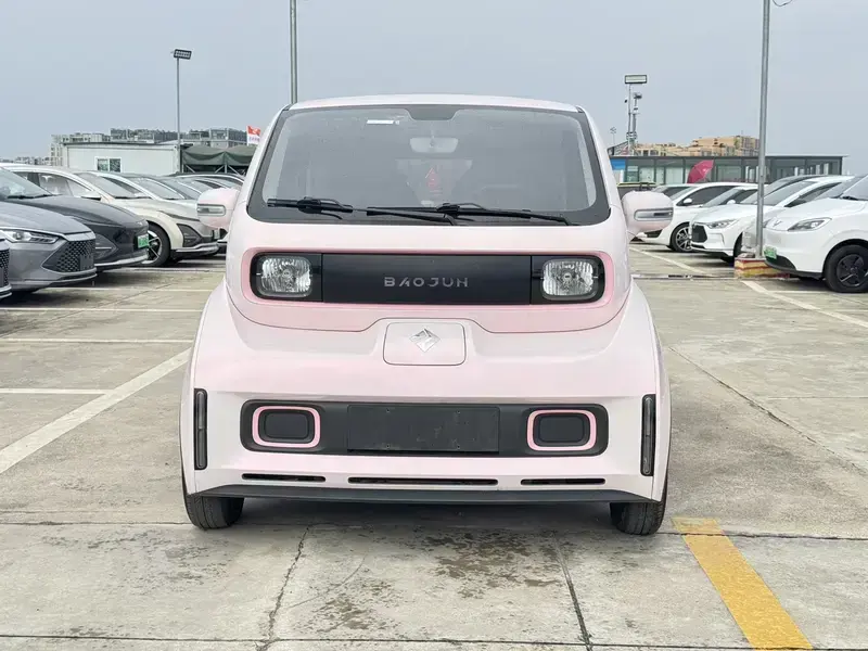 2022 Baojun Kiwi EV с пробегом 57 000 км