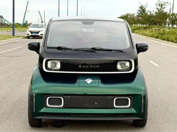 2022 Baojun Kiwi EV с пробегом 38 000 км