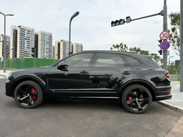 2021 Bentley Bentayga с пробегом 28 500 км