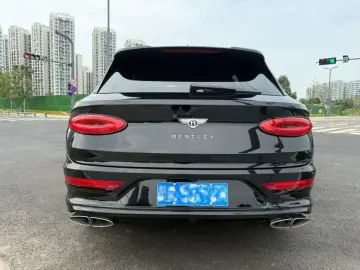 2021 Bentley Bentayga с пробегом 28 500 км