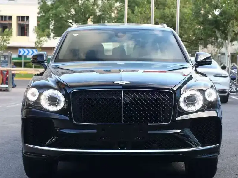 2024 Bentley Bentayga с пробегом 1 800 км