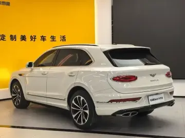 2021 Bentley Bentayga с пробегом 55 000 км