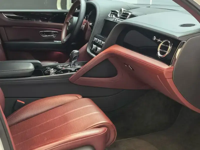 2021 Bentley Bentayga с пробегом 55 000 км