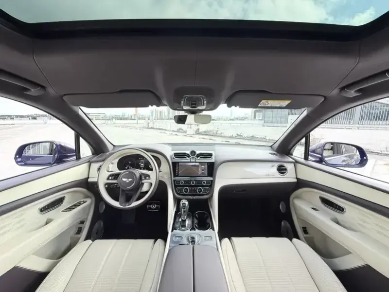 2023 Bentley Bentayga с пробегом 31 700 км