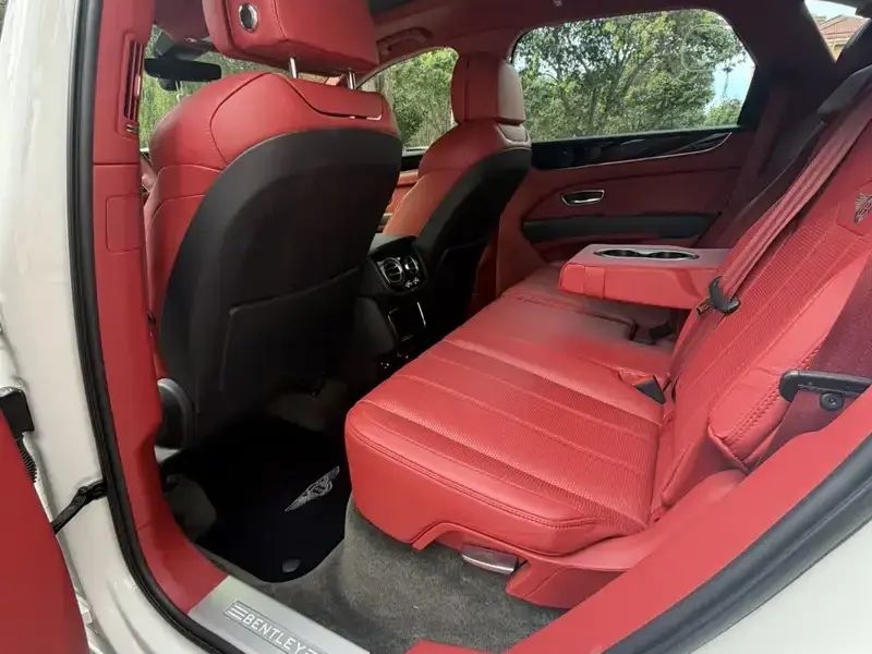 2021 Bentley Bentayga с пробегом 79 000 км