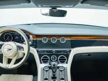 2020 Bentley Continental с пробегом 17 000 км