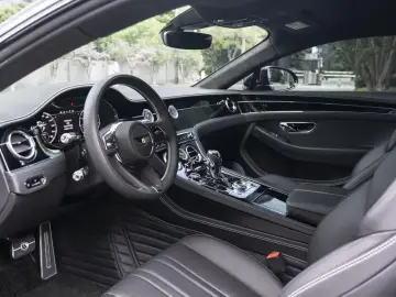 2022 Bentley Continental с пробегом 3 000 км