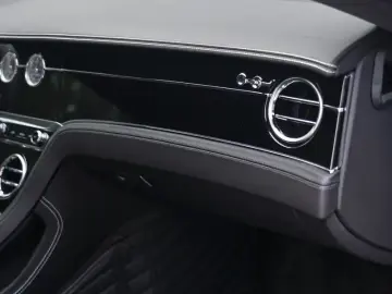 2022 Bentley Continental с пробегом 3 000 км