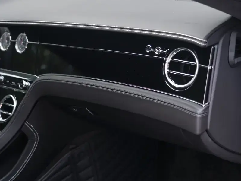 2022 Bentley Continental с пробегом 3 000 км