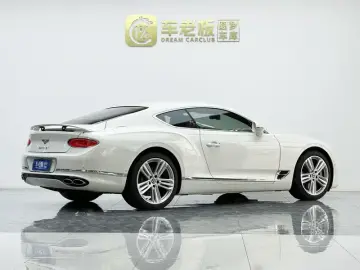 2022 Bentley Continental с пробегом 6 200 км