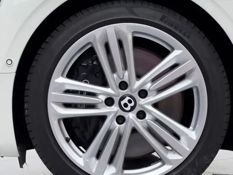 2022 Bentley Continental с пробегом 6 200 км
