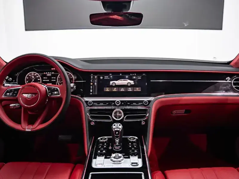 2021 Bentley Flying Spur с пробегом 30 000 км