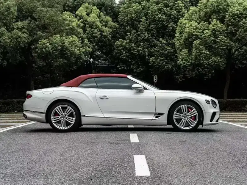 2023 Bentley Continental с пробегом 17 000 км