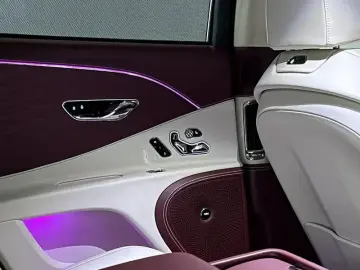 2023 Bentley Flying Spur с пробегом 33 000 км