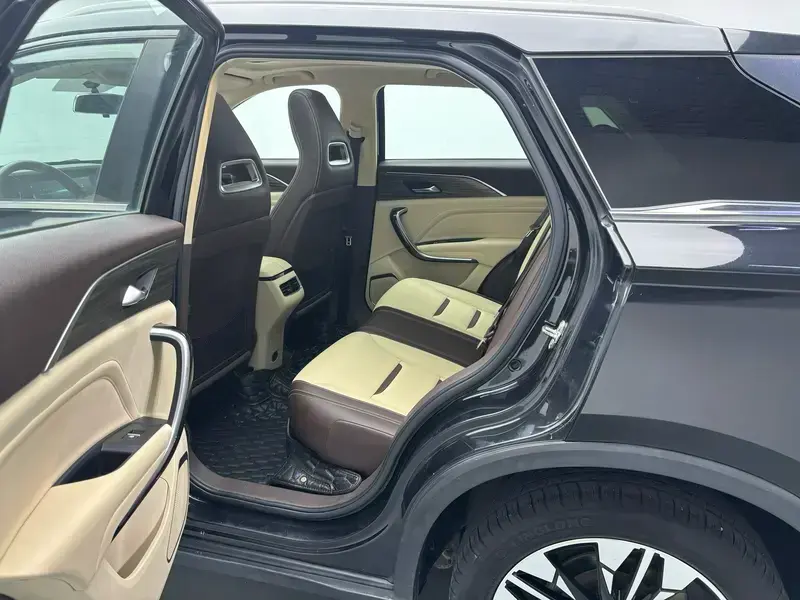 2020 Bestune T77 с пробегом 78 300 км