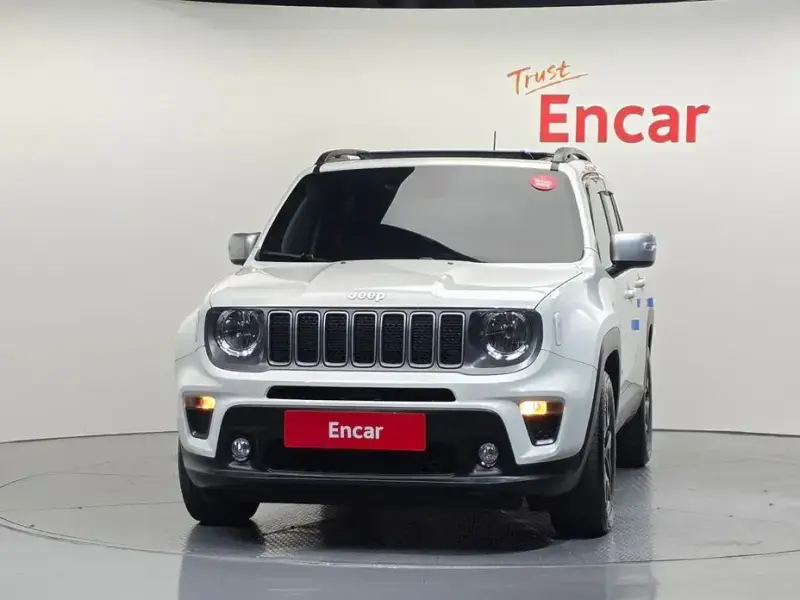 2022 Jeep Renegade с пробегом 12 094 км
